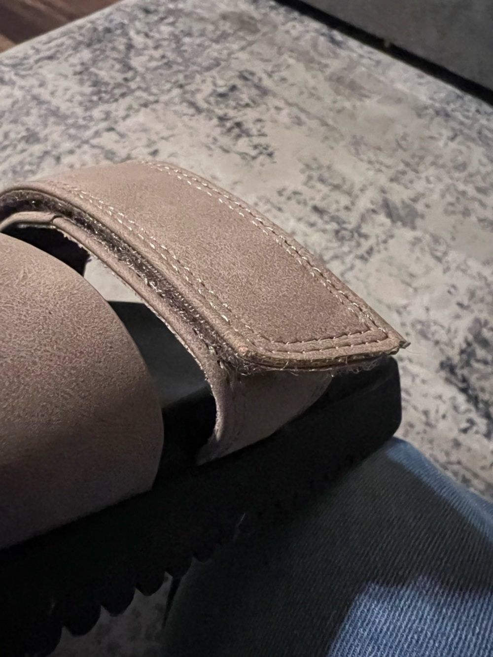 Madden NYC Taupe Slide Sandals Size 9 1/2 - Picture 9 of 9